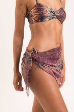 Load image into Gallery viewer, Image 06: Rio De Sol Jupe De Page Cobra Mini-Sarong
