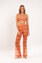 Load image into Gallery viewer, Model Front: Rio De Sol Pantalon De Plage Maracai Pants Lana
