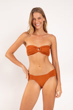 Load image into Gallery viewer, Image 06: Rio De Sol Haut Top Ferrugo Mavi
