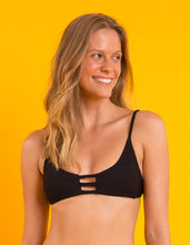 Load image into Gallery viewer, Image 10: Rio De Sol Haut Top Bora-Black Bra-Trio
