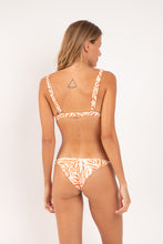 Load image into Gallery viewer, Model Back: Rio De Sol Bas Bottom Sahari Cheeky-Fixa
