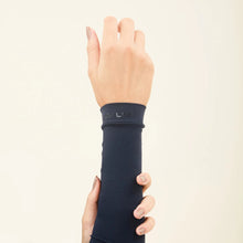 Load image into Gallery viewer, Image 05: Uv Line Gants Sun-Protection Sleeve Navy Upf50+
