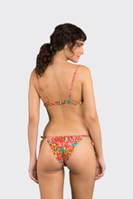 Load image into Gallery viewer, Model Back: Rio De Sol Ensemble Set Tropics Balconet-Tie Lacinho
