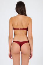 Load image into Gallery viewer, Model Back: Rio De Sol Ensemble Set Shimmer-Divino Bandeau-Knot Nice-Fio
