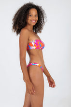Load image into Gallery viewer, Image 08: Rio De Sol Ensemble Set Antelope Bandeau-Reto High-Leg
