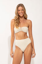 Load image into Gallery viewer, Model Front: Rio De Sol Bas Bottom Brisa-Offwhite Hotpants
