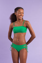 Load image into Gallery viewer, Image 11: Rio De Sol Ensemble Set Tambourine Bandeau-Reto Madrid
