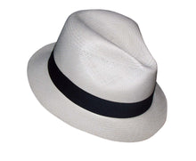 Load image into Gallery viewer, Gallery: De Punta En Blanco Chapeau Panama Adrien Blanco
