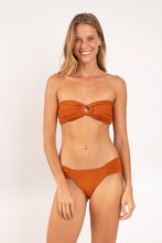 Load image into Gallery viewer, Model Front: Rio De Sol Haut Top Ferrugo Mavi
