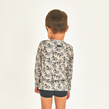 Load image into Gallery viewer, Model Back: Uv Line T-Shirt Longsleeve Baby Zebra Upf50+
