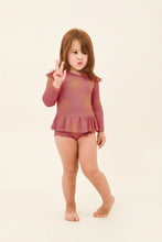 Load image into Gallery viewer, Model Front: Uv Line Maillot De Bain Bébé Baby Shine Malva Up50+
