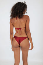 Load image into Gallery viewer, Model Back: Rio De Sol Haut Top Shimmer-Divino Tri-Rope
