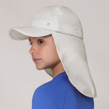 Load image into Gallery viewer, Image 02: Uv Line Casquette Cap Legionario Teens Sand Upf50+
