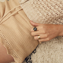 Load image into Gallery viewer, Image 06: Hipanema Bague Miamor Black Hipanema
