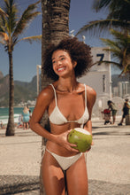 Load image into Gallery viewer, Image 11: Rio De Sol Haut Top Brisa-Offwhite Lia
