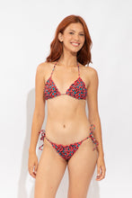 Load image into Gallery viewer, Image 04: Rio De Sol Haut Top Coral-Feline Frufru
