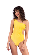 Load image into Gallery viewer, Model Front: Rio De Sol Une Pièce Malibu-Yellow Maeve
