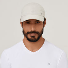 Load image into Gallery viewer, Model Front: Uv Line Casquette Cap Uv Pro Masc Sand Upf50+
