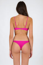 Load image into Gallery viewer, Model Back: Rio De Sol Haut Top Cotele-Amaranto Balconet-Pushup

