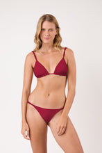Load image into Gallery viewer, Model Front: Rio De Sol Ensemble Set Touch-Carmim Selena
