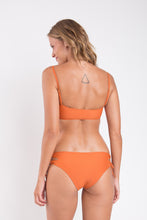 Load image into Gallery viewer, Model Back: Rio De Sol Haut Top Ocre Bandeau-Reto
