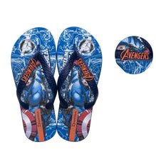 Load image into Gallery viewer, Model Front: Ipanema Tongs Ipanema Avengers Brave Azul Azul
