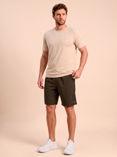 Load image into Gallery viewer, Model Front: Uv Line Bermuda / Short Pour Homme Shorts New Fit Masc Brown Upf50+
