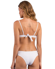 Load image into Gallery viewer, Image 07: Rio De Sol Ensemble Set Bora-White Bra-Trio Madrid-Trio
