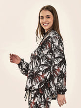 Load image into Gallery viewer, Image 03: Uv Line Chemise Shirt Vitoria Coqueiros Upf50+
