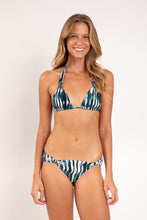 Load image into Gallery viewer, Model Front: Rio De Sol Bas Bottom Azule Mel
