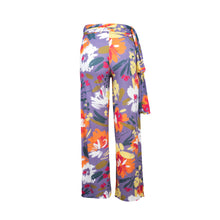 Load image into Gallery viewer, Product Back: Rio De Sol Pantalon De Plage Garden-Flower Pants Knot
