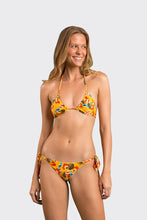 Load image into Gallery viewer, Model Front: Rio De Sol Ensemble Set Stories Tri-Inv Ibiza-Comfy
