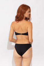 Load image into Gallery viewer, Model Back: Rio De Sol Bas Bottom Solar-Black Essential-Comfy
