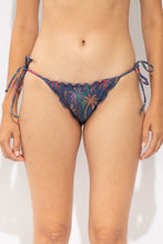 Load image into Gallery viewer, Gallery: Rio De Sol Bas Bottom Coqueiro Frufru
