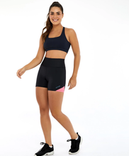 Load image into Gallery viewer, Model Front: Alto Giro Fitness Bas Bermuda Bodytex Barriga Zero E Bolso Preto
