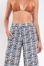 Load image into Gallery viewer, Image 07: Rio De Sol Pantalon De Plage Ikat Wide Pants
