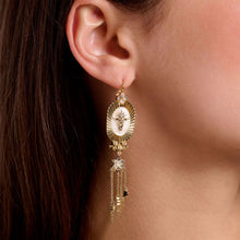 Load image into Gallery viewer, Earrings Altor White Hipenema
