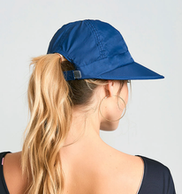 Load image into Gallery viewer, Model Back: Uv Line Casquette Visor Nice Fem Navy Blue Upf50+
