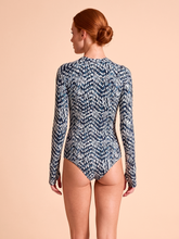 Load image into Gallery viewer, Model Back: Uv Line Une Pièce Swimsuit Macae Tie Dye Blue Upf50+

