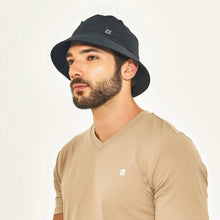 Load image into Gallery viewer, Image 02: Uv Line Bob Hat Toronto Colors Masc Black Upf50+
