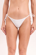 Load image into Gallery viewer, Gallery: Rio De Sol Bas Bottom Memphis-White Lacinho
