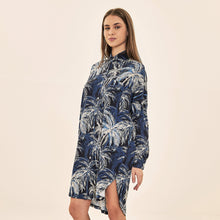Load image into Gallery viewer, Image 02: Uv Line Chemise Shirtdress Ipanema Coqueiros Marinho Upf50+
