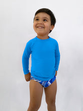 Load image into Gallery viewer, Model Front: Rio De Sol T-Shirt Jacinto Rash-Guard Kids
