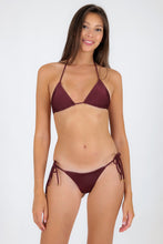 Load image into Gallery viewer, Model Front: Rio De Sol Ensemble Set Barolo Tri-Inv Cheeky-Tie
