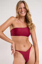 Load image into Gallery viewer, Image 09: Rio De Sol Ensemble Set Touch-Carmim Isadora Gigi
