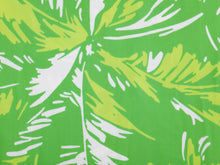 Load image into Gallery viewer, Image 06: Rio De Sol Haut Top Green-Palms Twist
