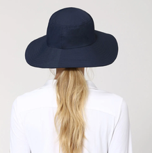 Load image into Gallery viewer, Model Back: Uv Line Chapeau Souple/Capeline Lyon Marinho
