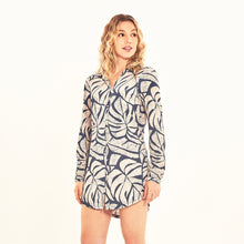 Load image into Gallery viewer, Image 02: Uv Line Chemise Shirtdress Costela Aco Off White Upf50+
