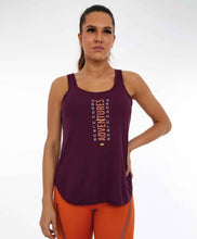 Load image into Gallery viewer, Model Front: Alto Giro Fitness Haut Regata Skin Fit Inspiracional Roxo Potent
