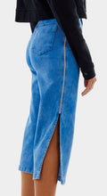 Load image into Gallery viewer, Model Back: Alto Giro Fitness Bas Calca Viana Panta Court
